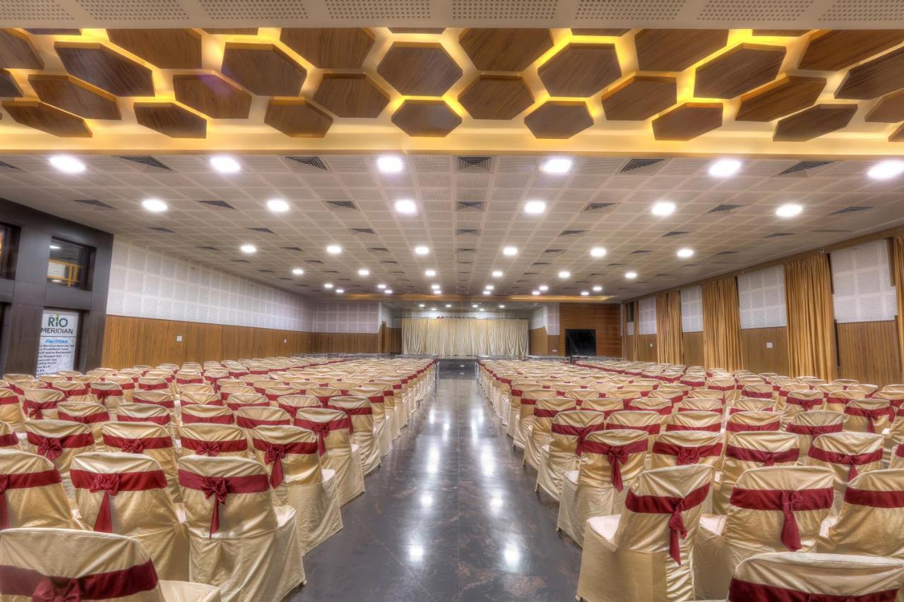 Rio Meridian Hotel Mysore Esterno foto